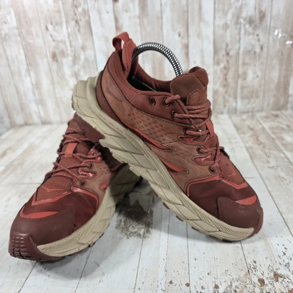 Hoka One One anacapa low